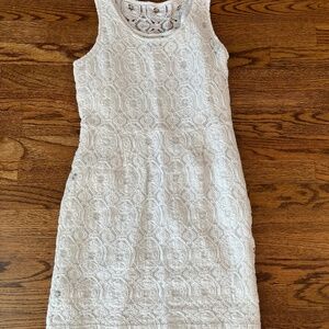 Banana Republic White Eyelet dress, size 6